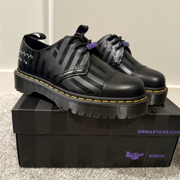Dr. Marten's x Wednesday 1461 Bex - Picture 4 of 7